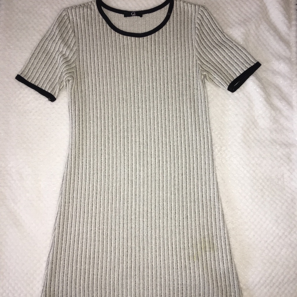 Short dress